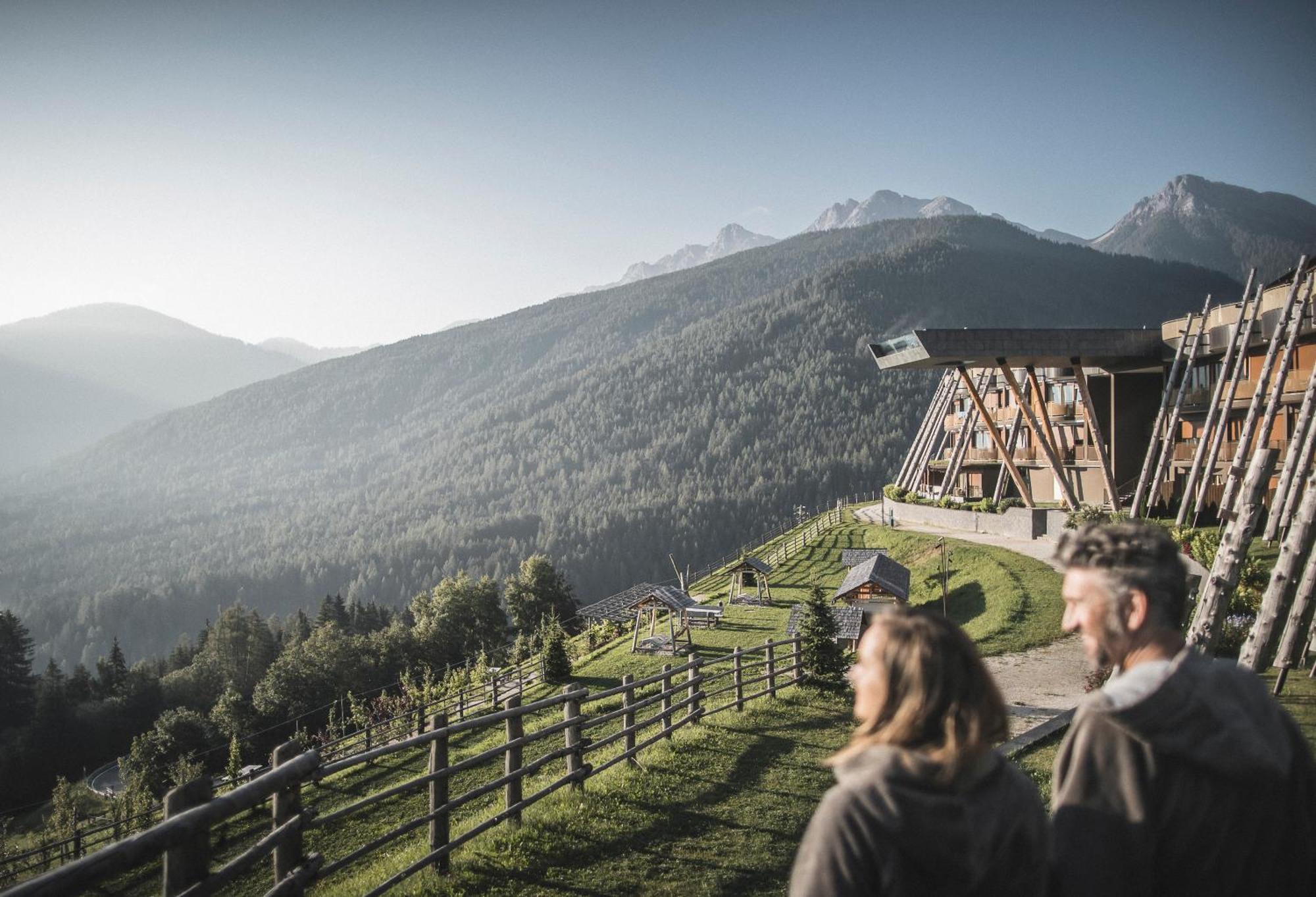 Alpin Panorama Hotel Hubertus Olang Екстериор снимка