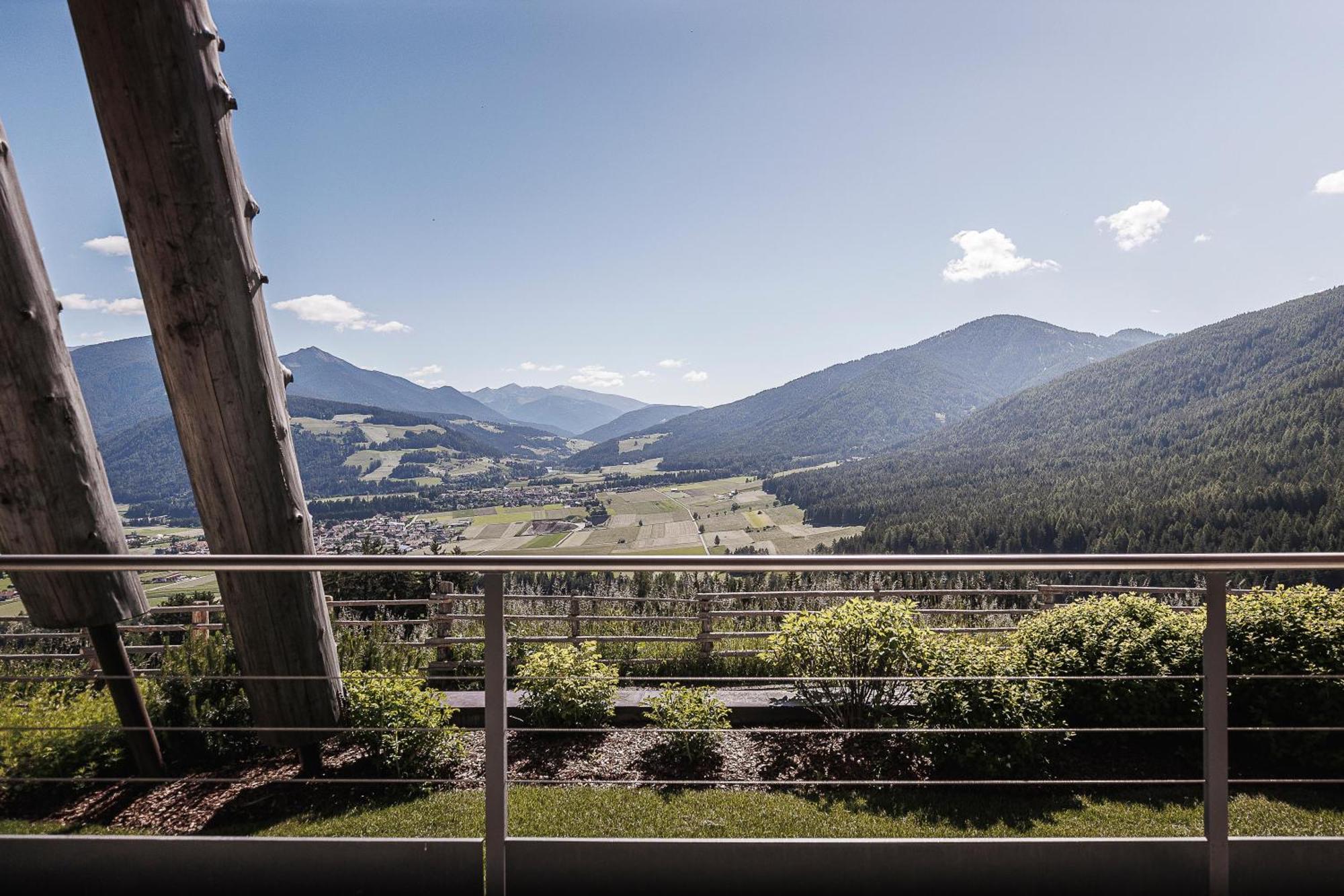 Alpin Panorama Hotel Hubertus Olang Екстериор снимка